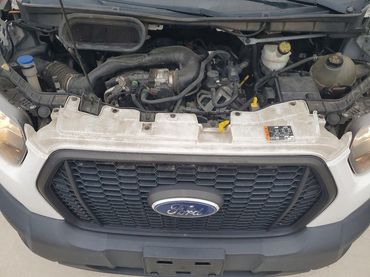 2022 Ford Transit Delivery Truck