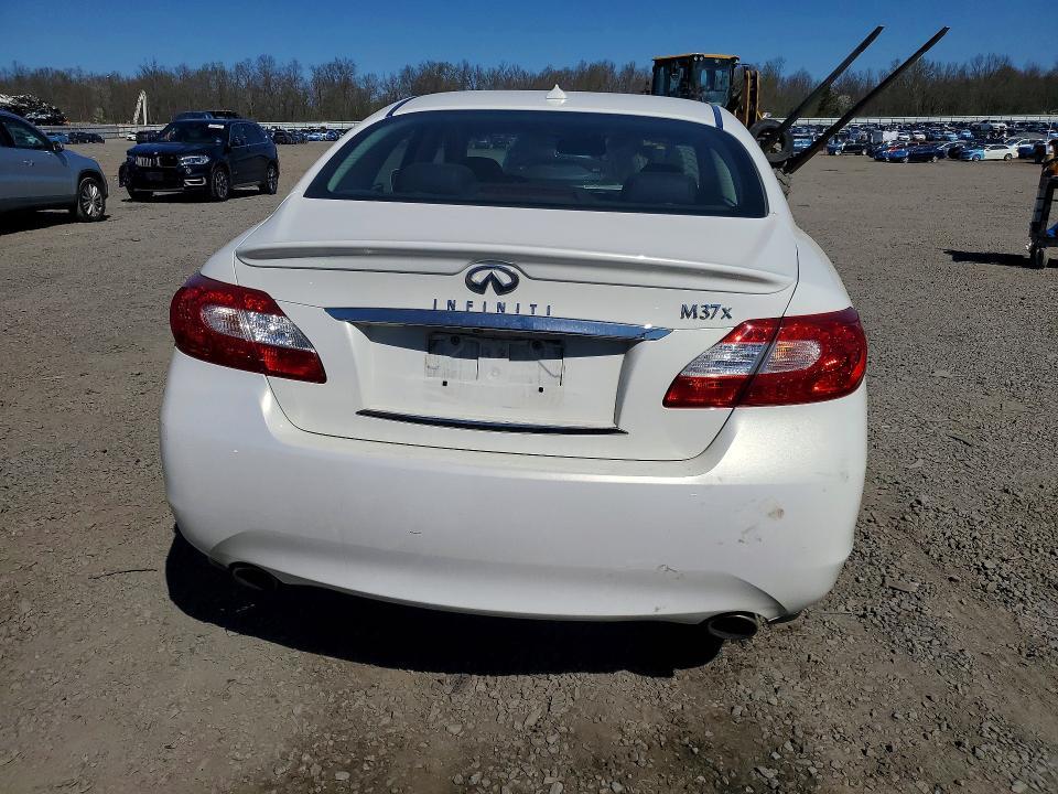 2012 Infiniti M37 x