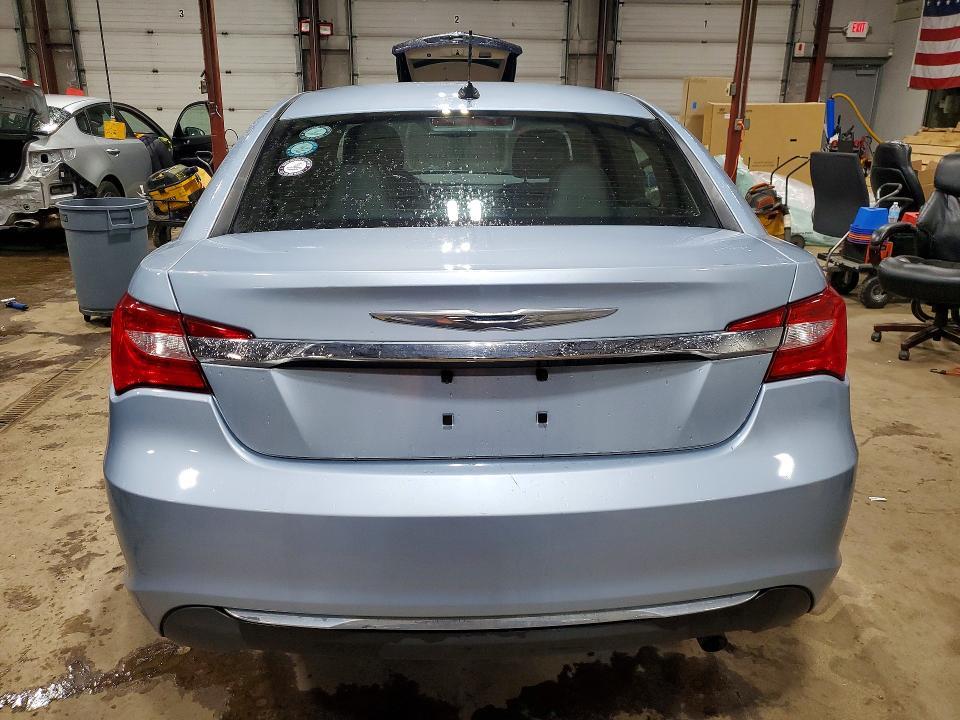 2012 Chrysler 200 Limited