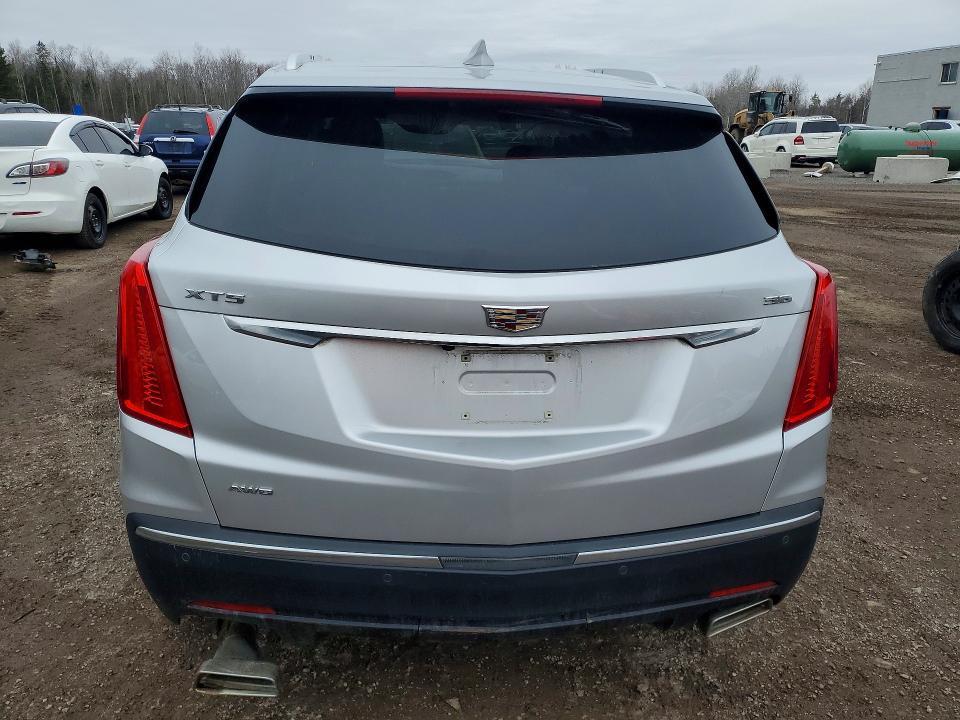 2018 Cadillac XT5 Luxury