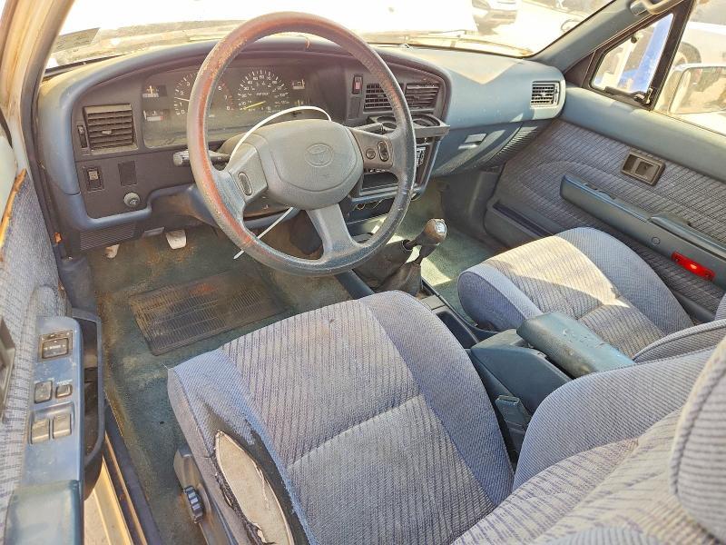 1995 Toyota Pickup SR5