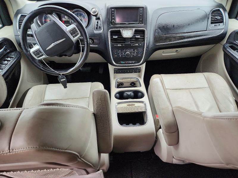 2012 Chrysler Town & Country Limited