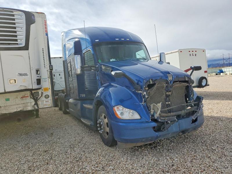 2020 Kenworth Constructi-Semi Truck