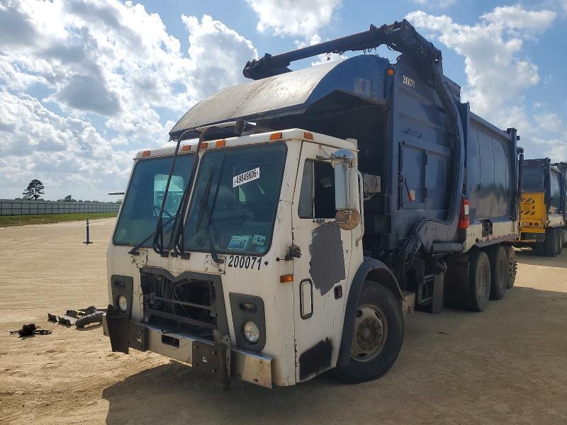 2016 Mack LEU613 Refuse Truck