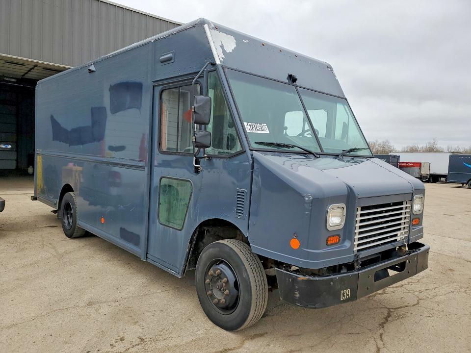 2020 Freightliner MT45G Chassis Delivery Truck