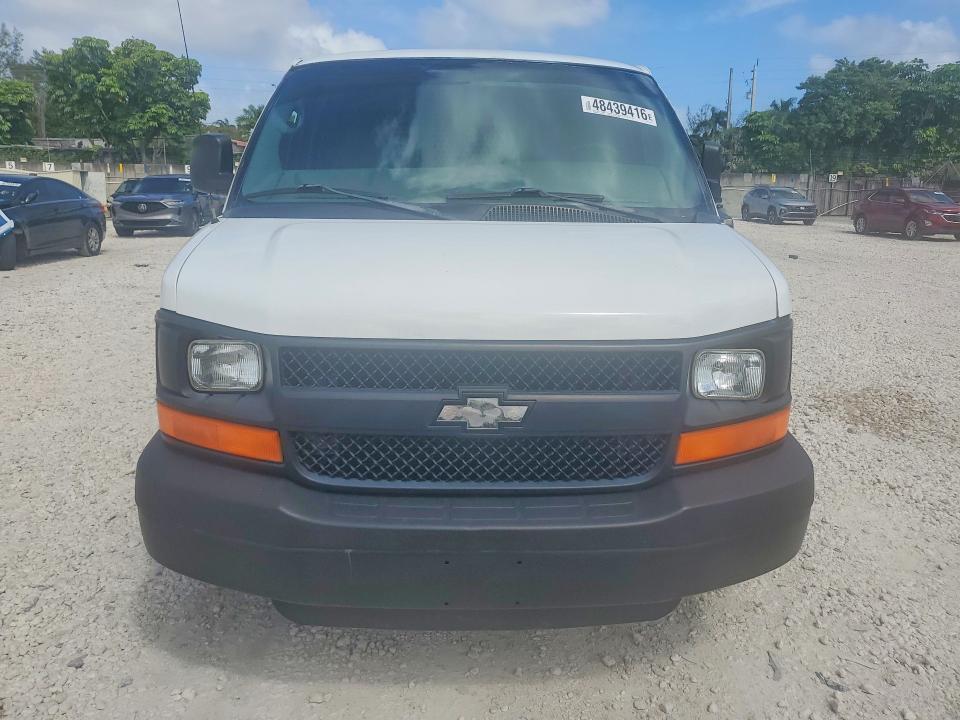 2005 Chev Express G3500