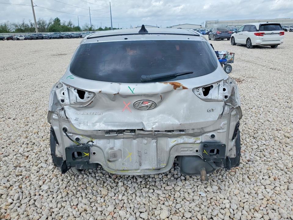 2016 Hyundai Elantra gt Base