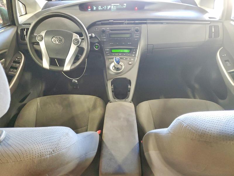 2010 Toyota Prius ii