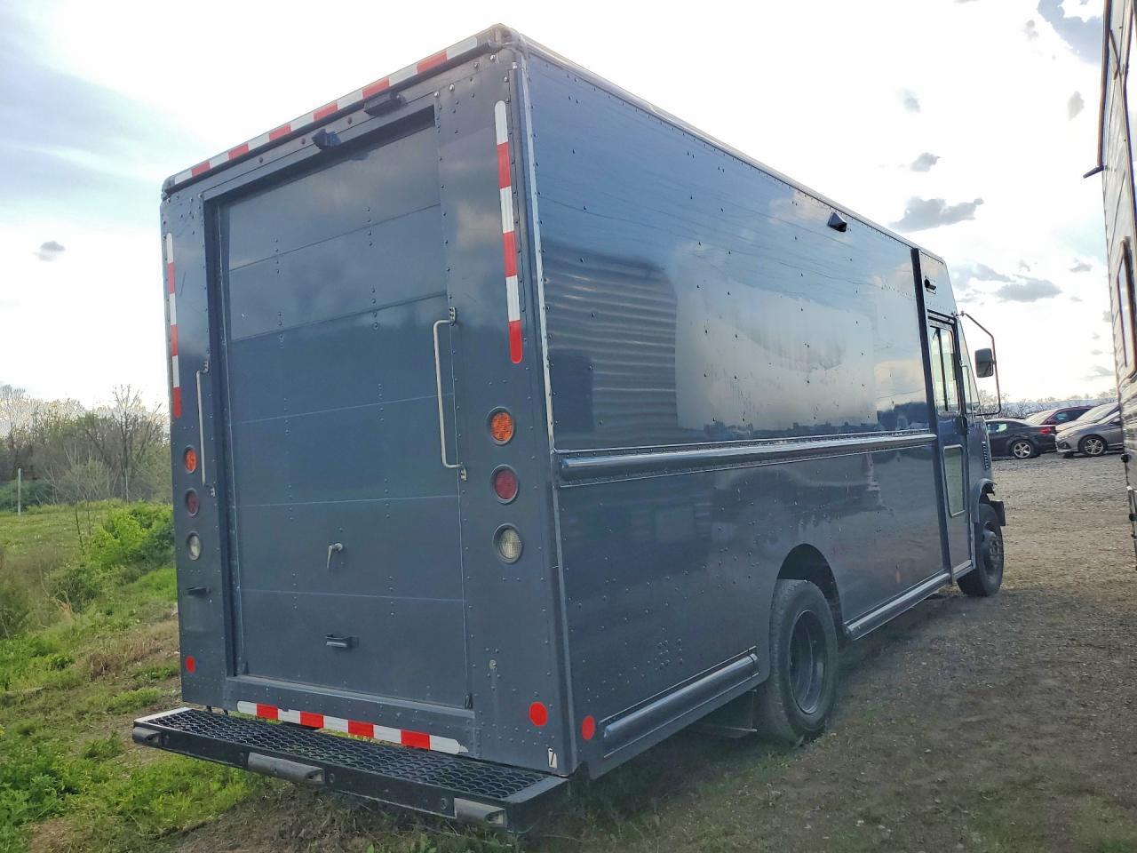 2020 Ford F59