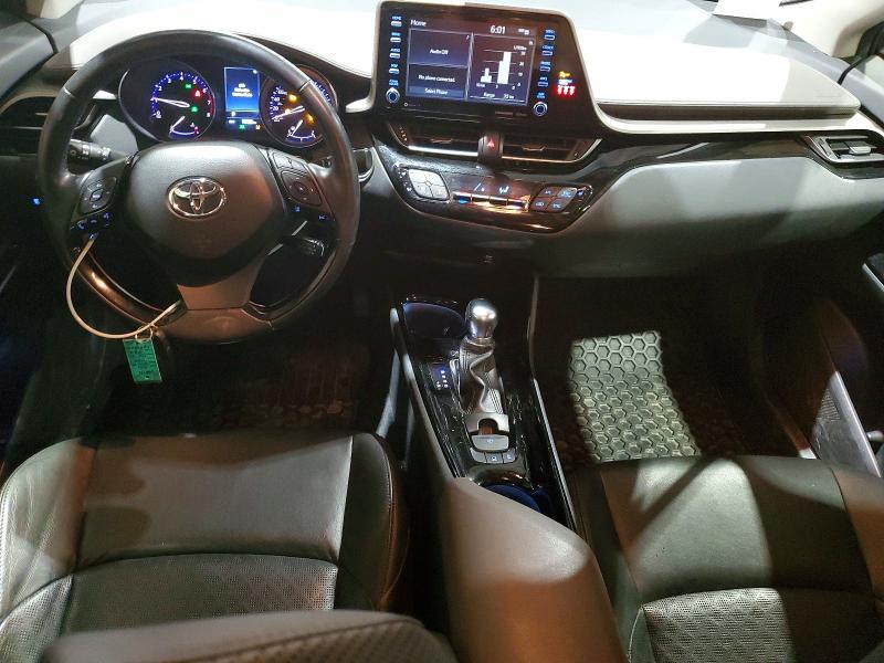 2021 Toyota C-hr le