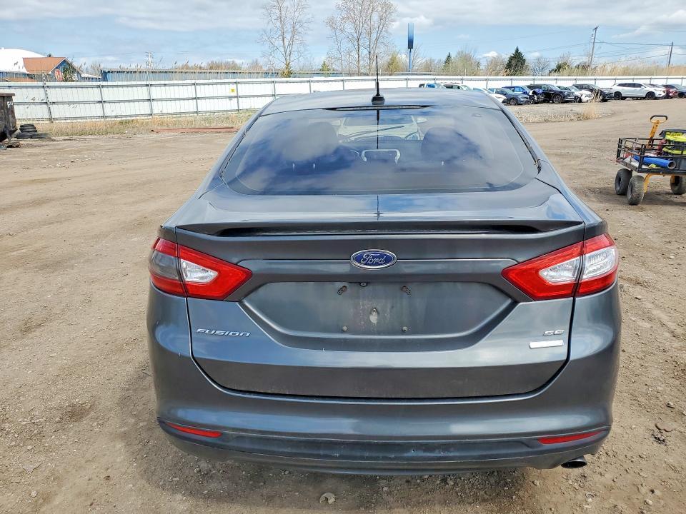 2016 Ford Fusion se