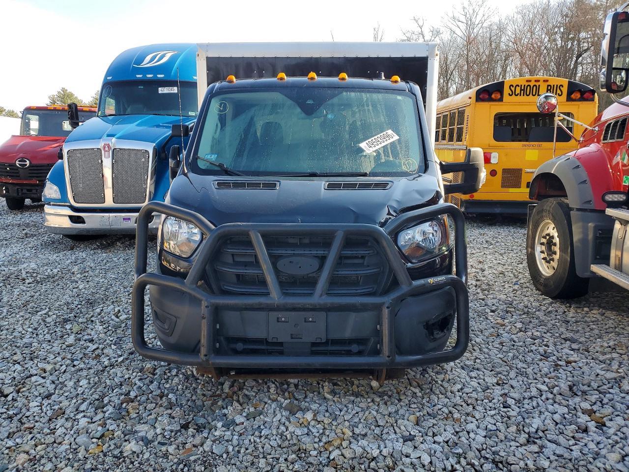 2022 Ford Transit U-BOX Truck