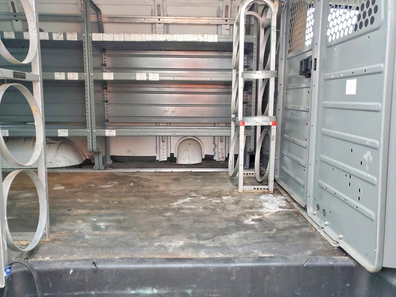 2016 Chevrolet Express 2500 Cargo Utility / Service Van