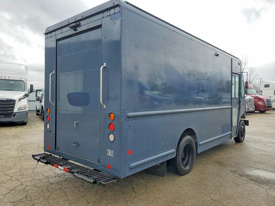 2020 Freightliner MT45 Chassis Delivery Truck