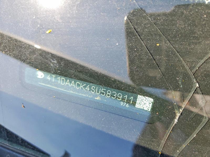 2025 Toyota Camry le