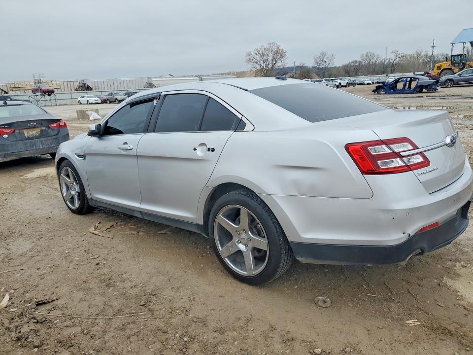 2016 Ford Taurus sel