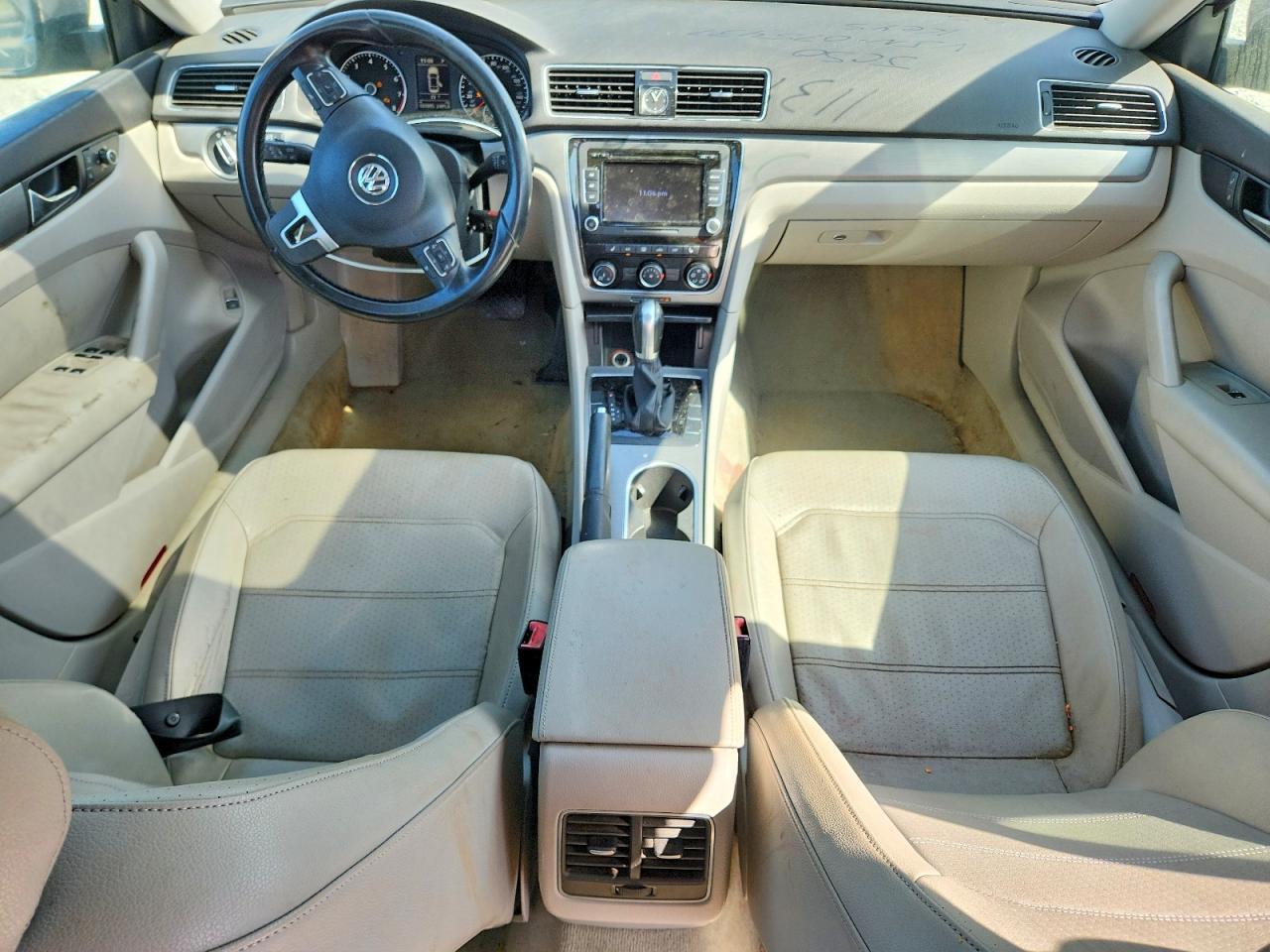 2014 Volkswagen Passat se