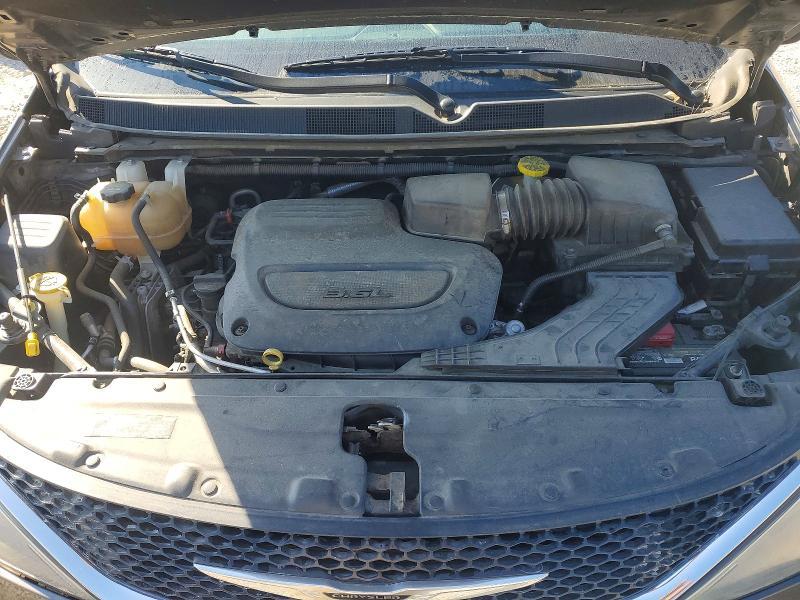 2021 Chrysler Voyager lxi