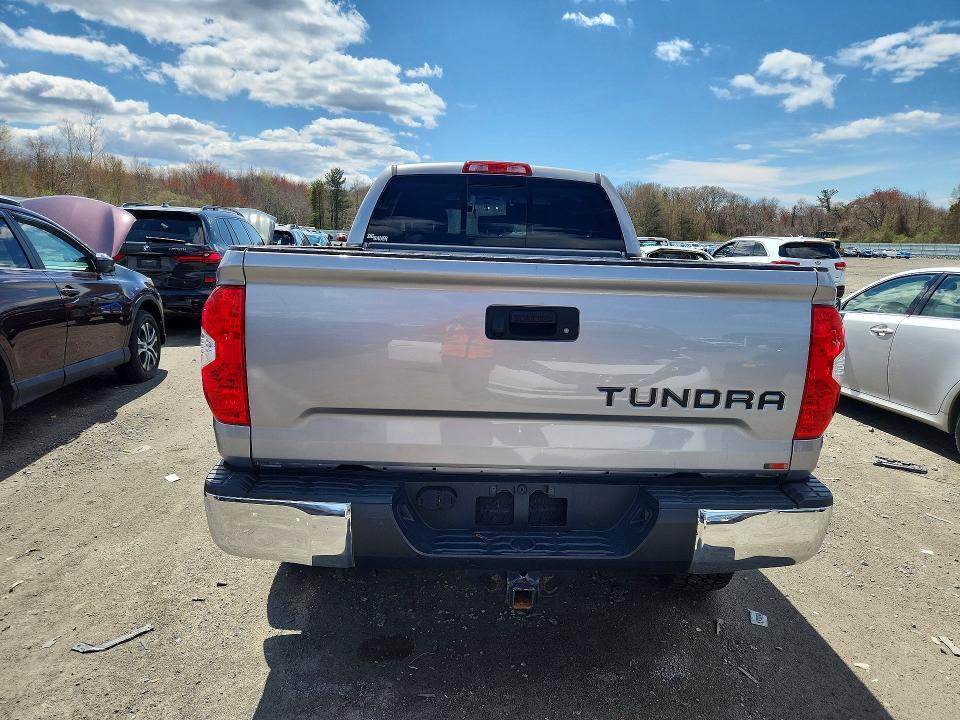 2016 Toyota Tundra SR5