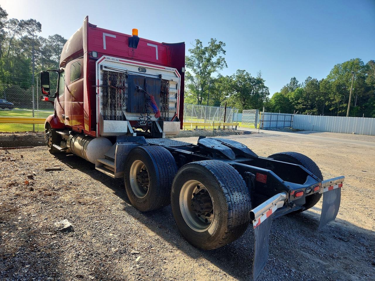 2019 Volvo VNL Semi Truck