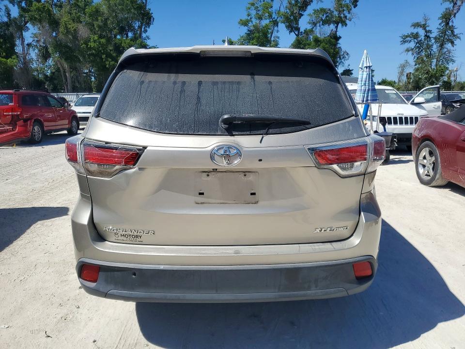 2015 Toyota Highlander xle