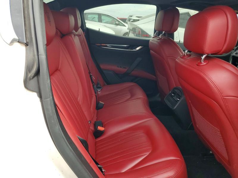 2017 Maserati Ghibli s