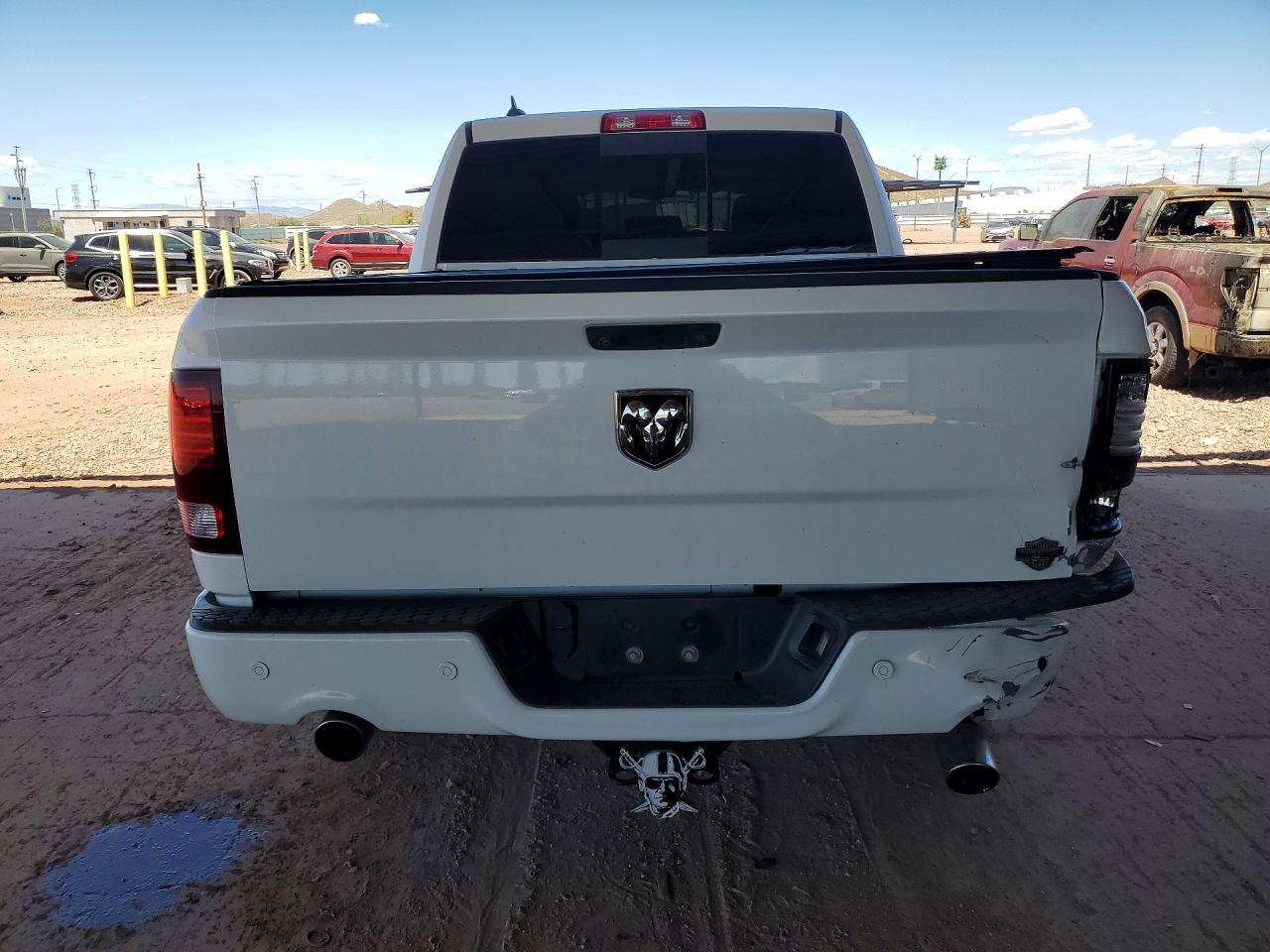 2016 Dodge RAM 1500 Sport