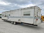 2002 Hy Line 2002 HY-LINE Camper
