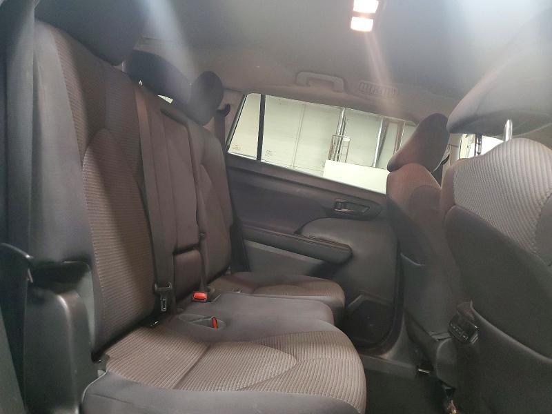 2021 Toyota Highlander le