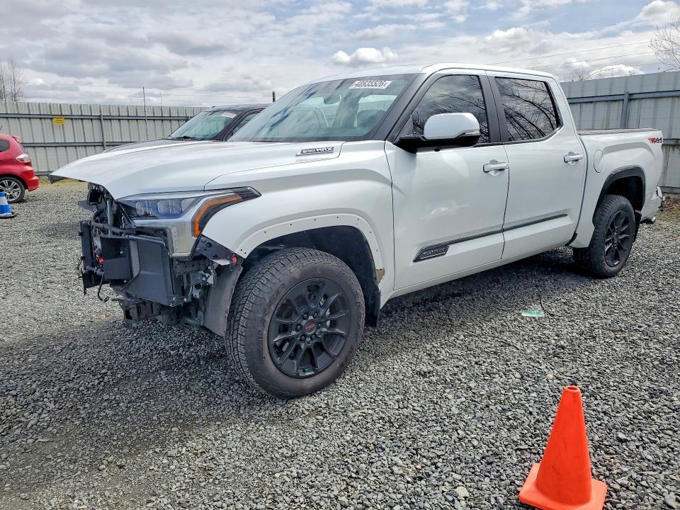 2026 Toyota Tundra Platinum HV