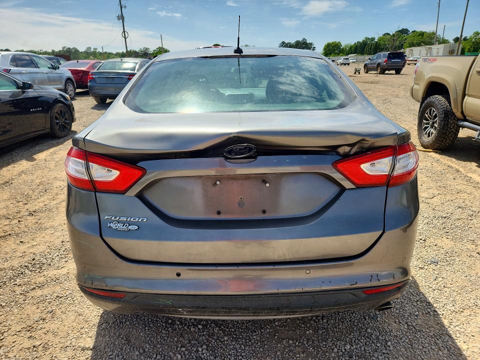 2014 Ford Fusion se