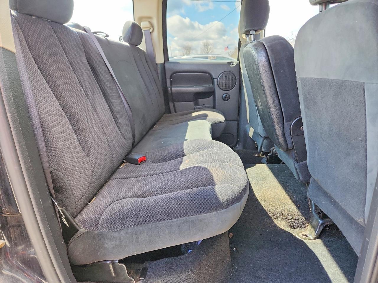 2005 Dodge RAM 1500 ST