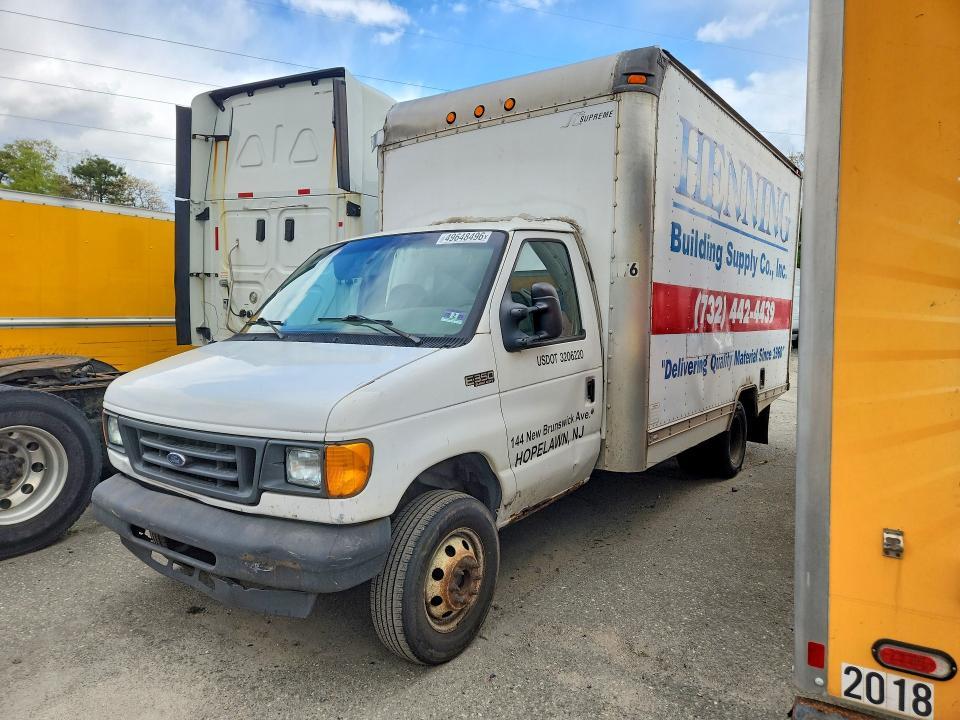 2005 Ford E350 box Truck