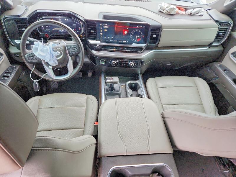 2023 GMC Sierra K1500 SLT