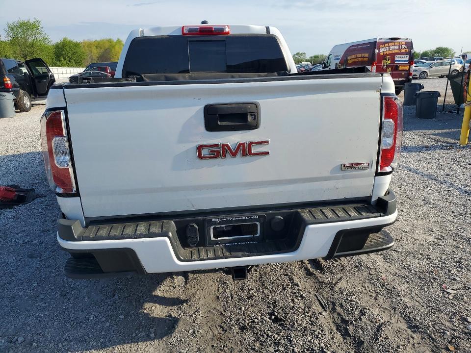 2017 GMC Canyon SLE