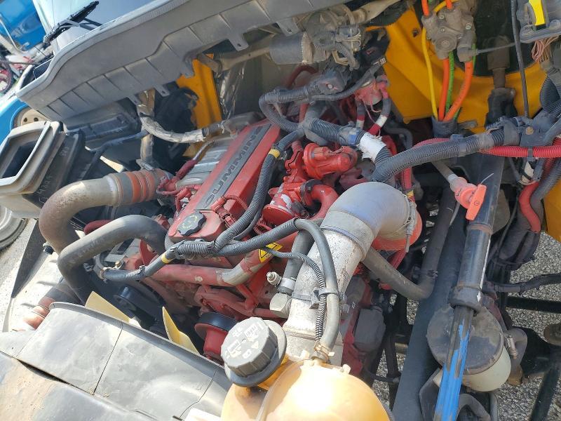 2019 International 4300 BOX Truck