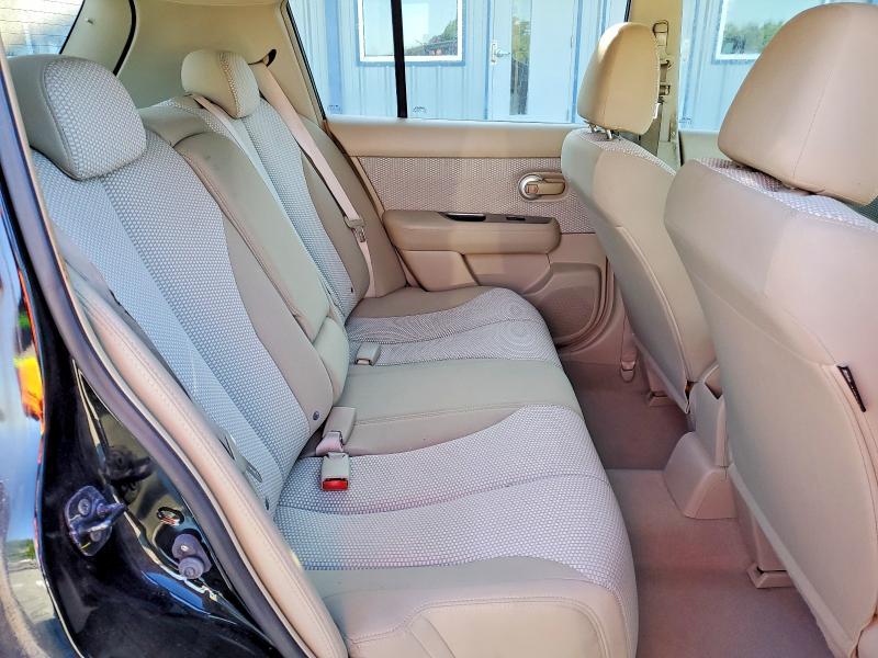 2009 Nissan Versa 1.8 s