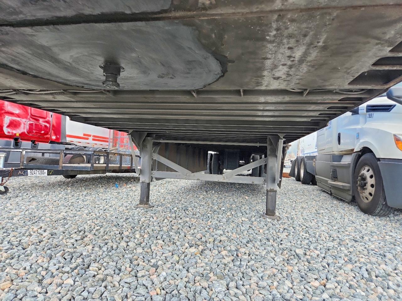 2016 Strick 28x102 2016 Strick DRY Van Trailer