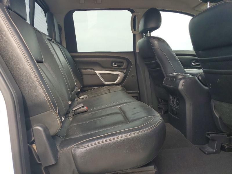 2016 Nissan Titan XD SL