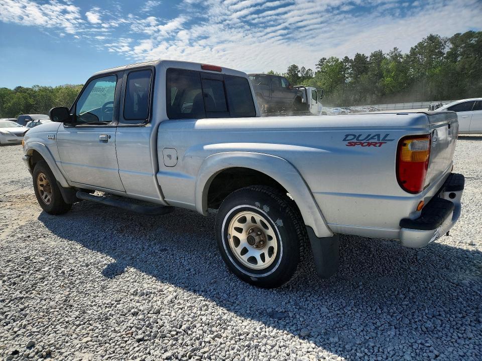 2002 Mazda B3000 cab Plus