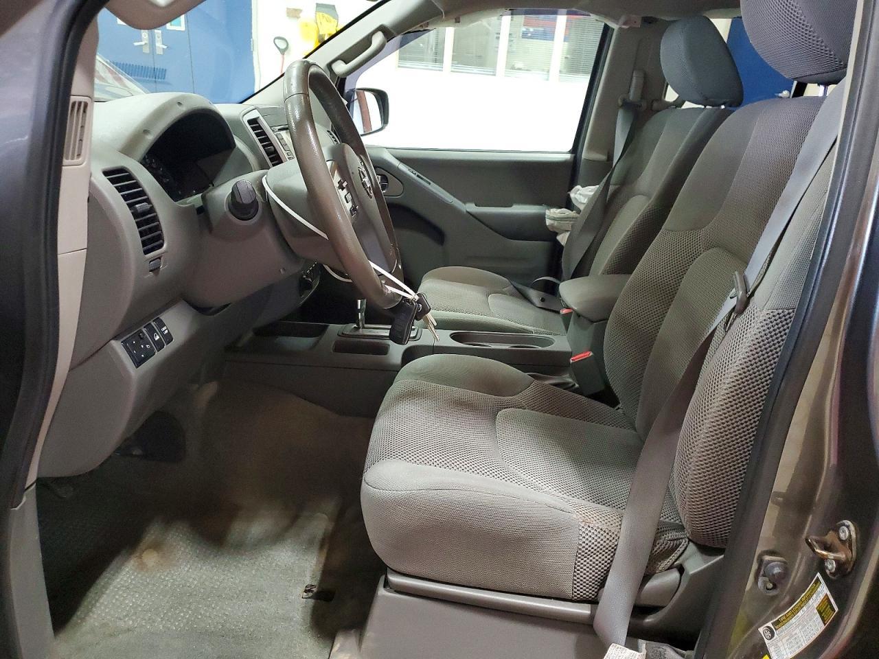 2016 Nissan Frontier SV