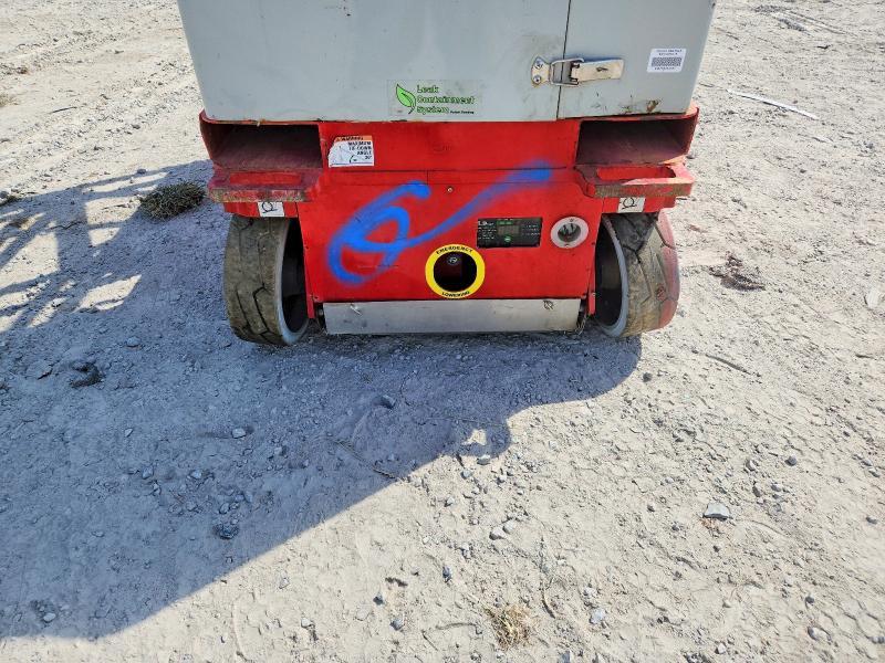 2021 MEC Mme25 Vertical Lift