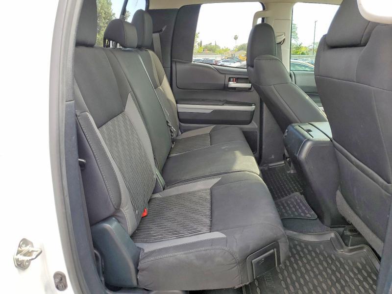2014 Toyota Tundra SR5