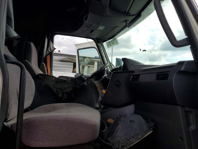 2020 International LT625 Semi Truck