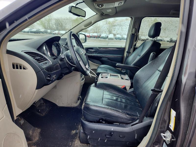 2015 Chrysler Town & Country Touring