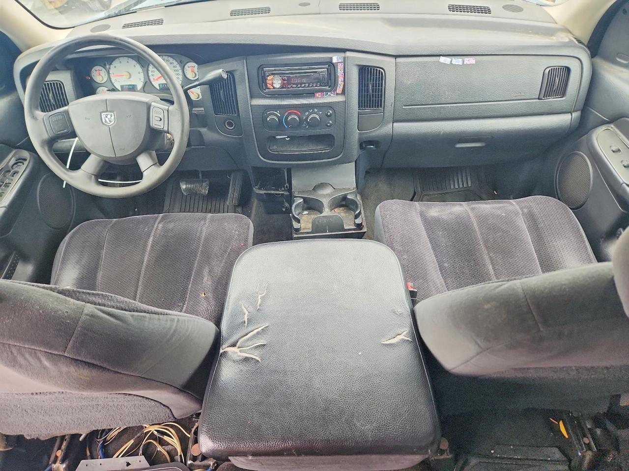 2005 Dodge RAM 1500 ST