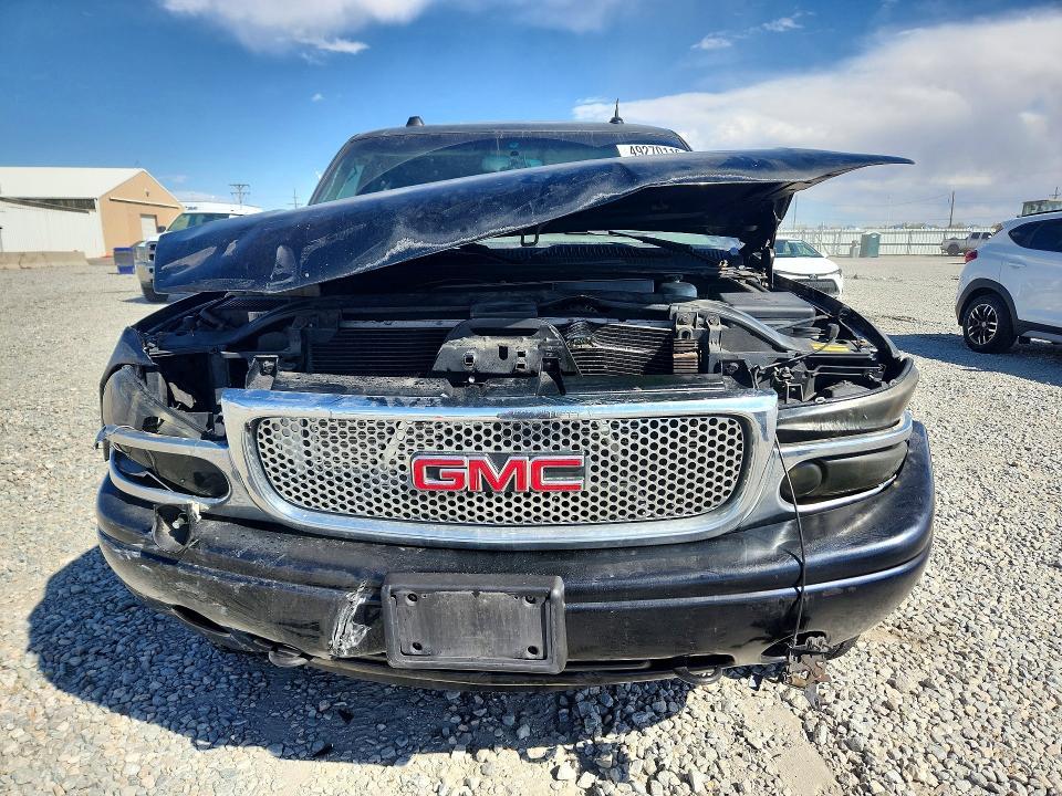 2004 GMC Yukon Denali