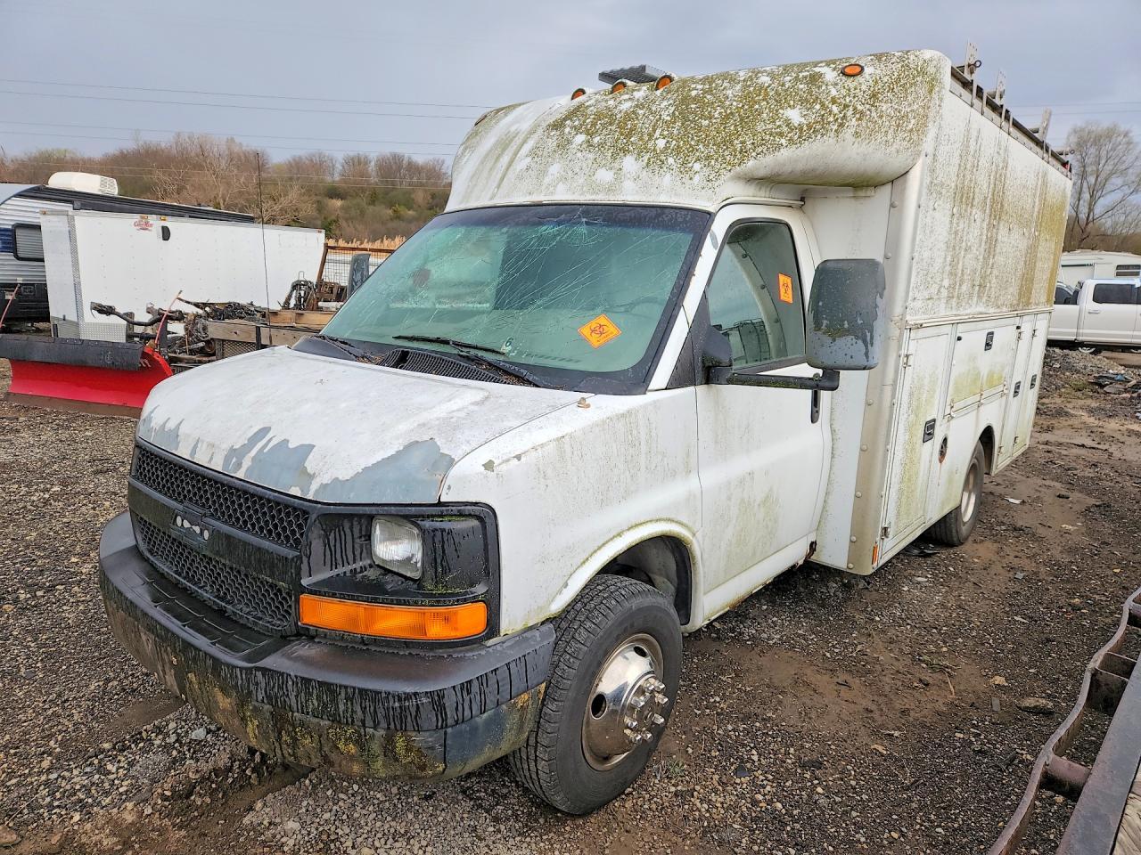 2006 Chev Express Cutaway