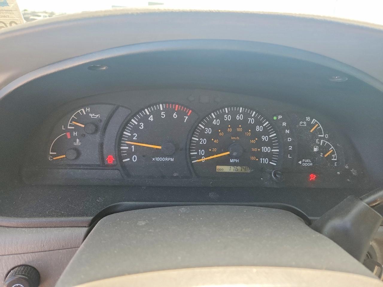 2004 Toyota Tundra SR5