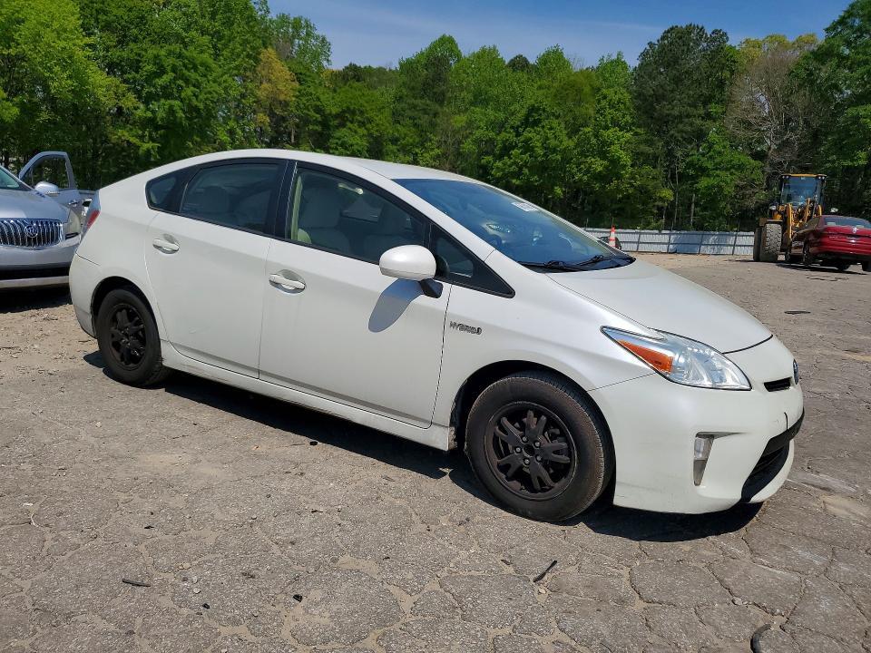2015 Toyota Prius two